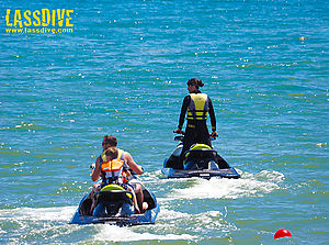 Enjoy Lassdive's jetski tours with your family!