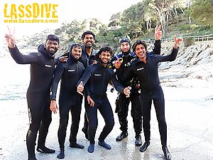 Your first time? Try the Lassdive scuba diving baptisms!